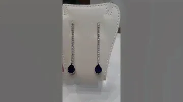 Серьги с бриллиантами и сапфиром