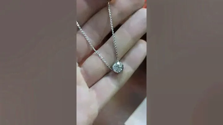 Кулон с бриллиантом 1,95 ct