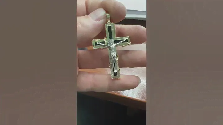 Эксклюзивный золотой крест