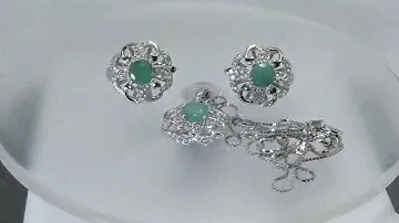 Серьги и кулон на цепочке с натуральными бразильскими изумрудами 5 мм и белыми топазами Серебро 925