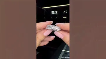 Кольцо из белого золота с дорожкой бриллиантов от BENDES