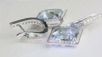 Серьги из белого золота с аквамаринами 7,8 карат и бриллиантами 0,87 карат (сертификат МГЦ)